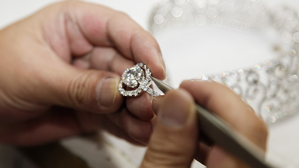 overseas-gem&jewellery-main-img